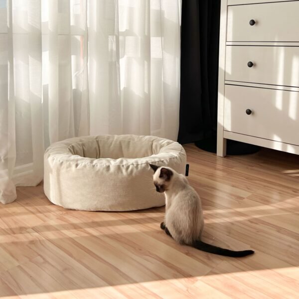 Luxury Cat Bed – Soft Cord Cozy Nest (Oval Design)
