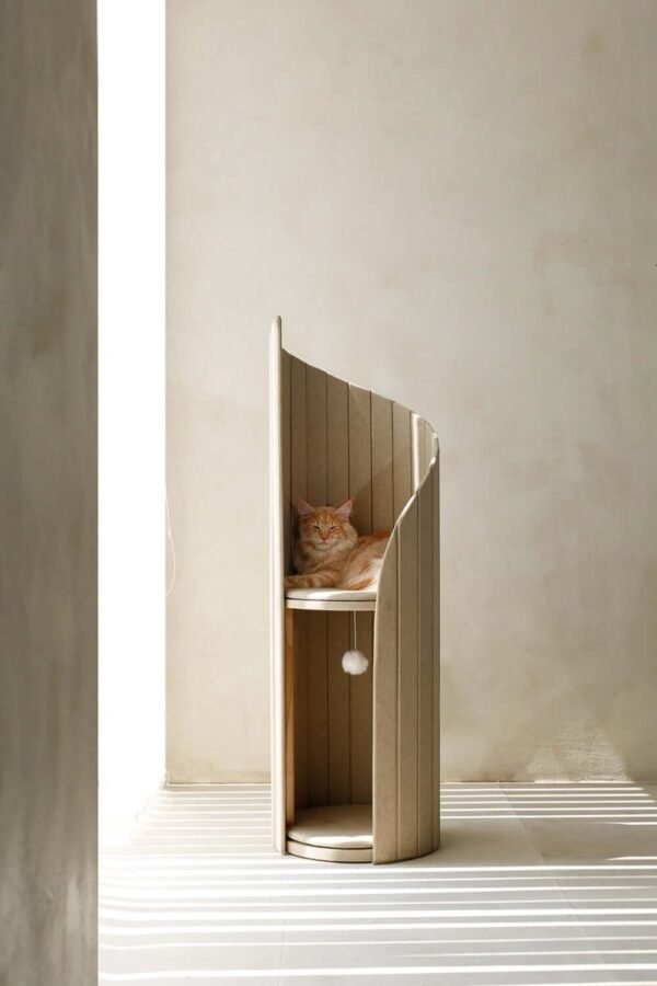 Elegant Cat Tower of Time Tree