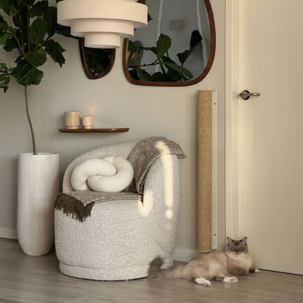 Wall-Mounted Cat Scratching Post – Sisal Climbing Log