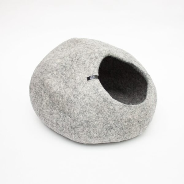 Felt Cat Cave – Handmade Natural Wool